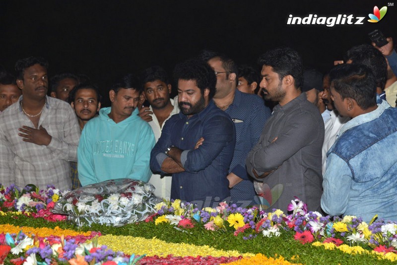 Nandamuri Family Pays Tribute To NTR