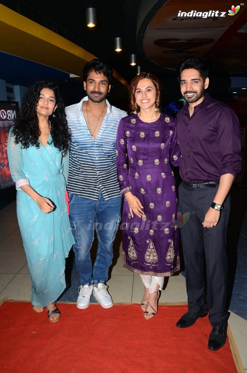 Celebs @ Neevevaro Premiere Show