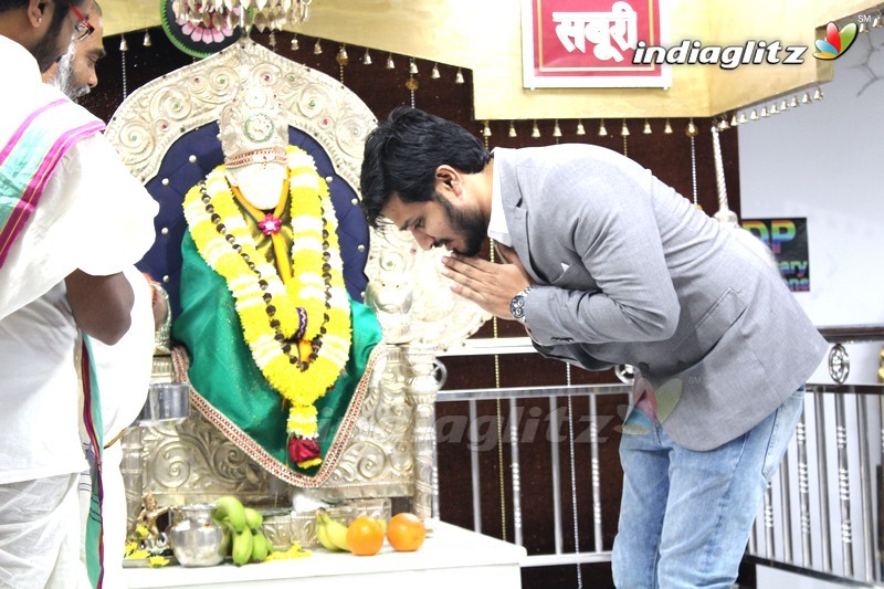 Nikhil Visited Sai Datta Matam In USA