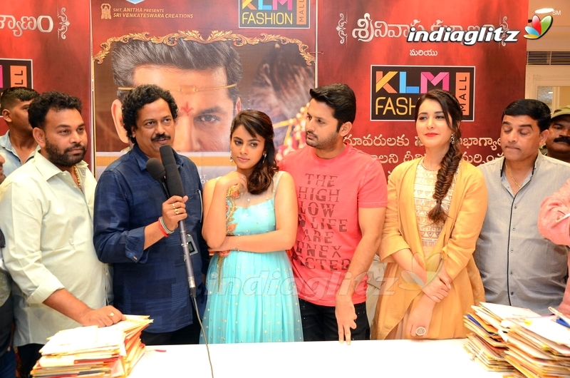 'Srinivasa Kalyanam' Team at KLM Fashion Mall