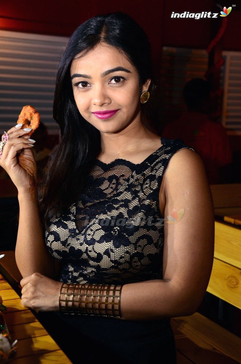 Nithya Shetty Inaugurates Vivaha Bhojanambu Restaurant @ Secunderabad