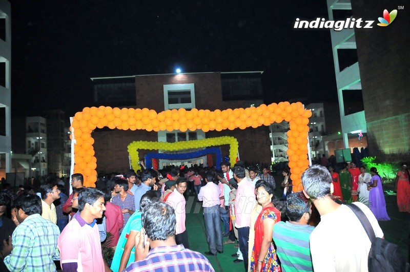 'Nanna Nenu Naa Boyfriends' Success Tour Nalgonda To Guntur