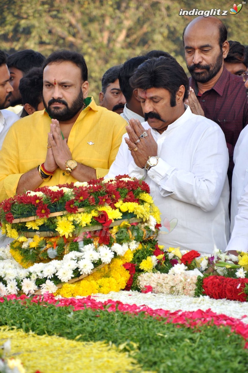 Celebs Pays Tribute At NTR Ghat