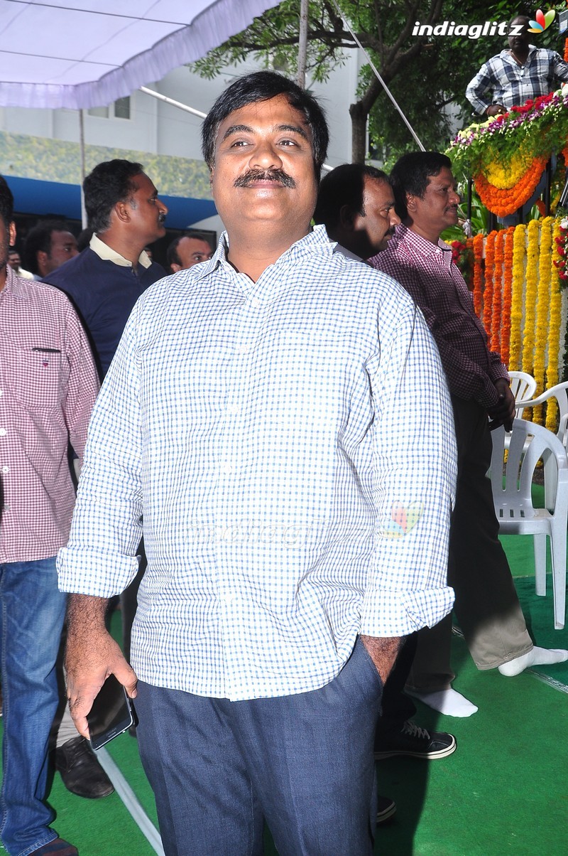 'Okka Ammayi Thappa' Movie Launch