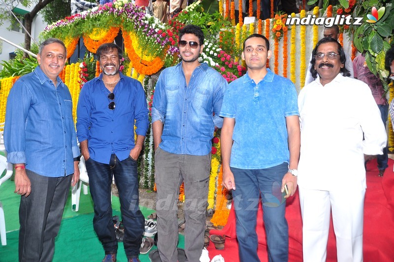 'Okka Ammayi Thappa' Movie Launch