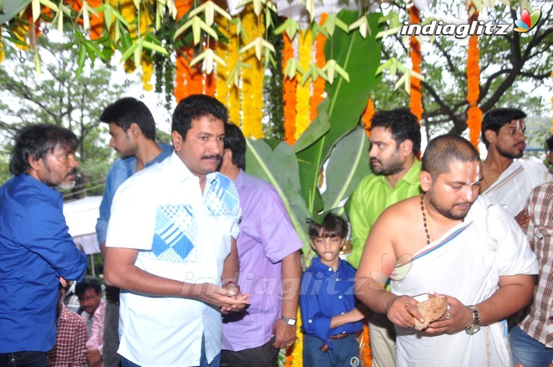 'Okka Ammayi Thappa' Movie Launch