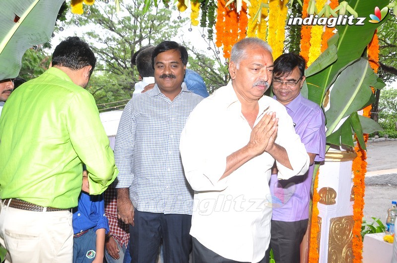 'Okka Ammayi Thappa' Movie Launch