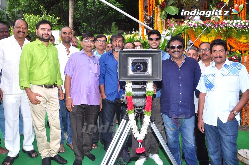 'Okka Ammayi Thappa' Movie Launch