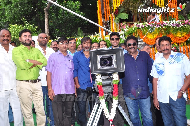 'Okka Ammayi Thappa' Movie Launch