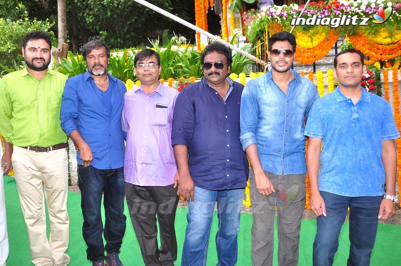 'Okka Ammayi Thappa' Movie Launch