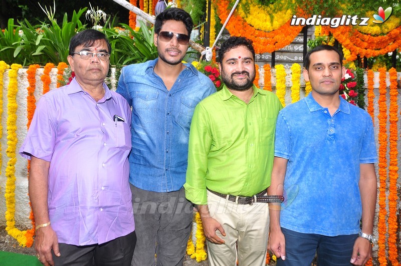 'Okka Ammayi Thappa' Movie Launch