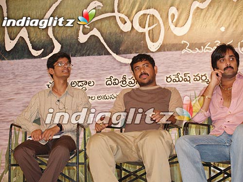 "Oka Voorilo" Audio Launch