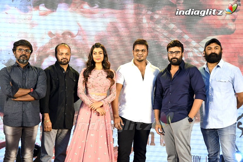 'Okkadu Migiladu' Pre Release Function