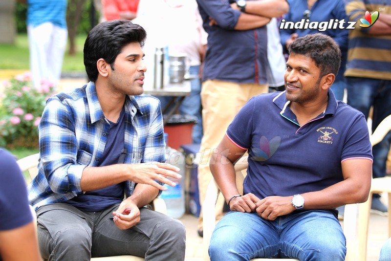 Punith Rajkumar Visits Allu Sirish's 'Okka Kshanam' Sets