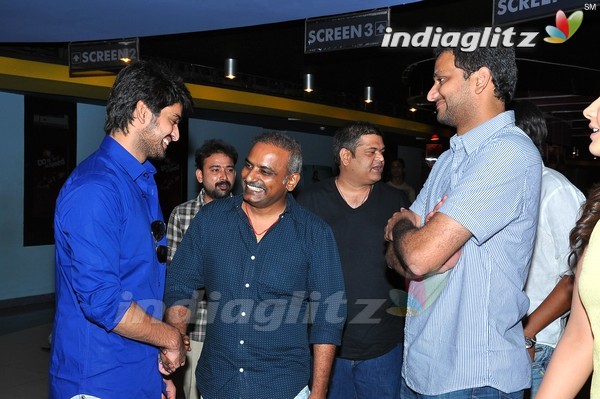 Rajamouli, Nani Etc Watch 'Oohalu Gusagusalade'