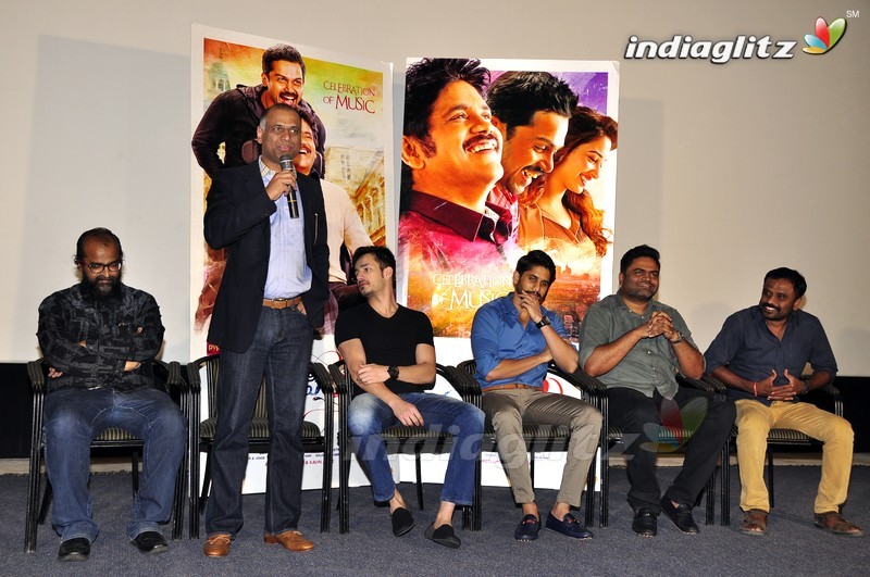 Naga Chaitanya And Akhil Launches 'Oopiri' Trailer