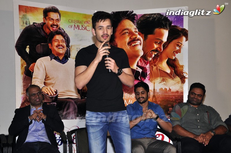 Naga Chaitanya And Akhil Launches 'Oopiri' Trailer