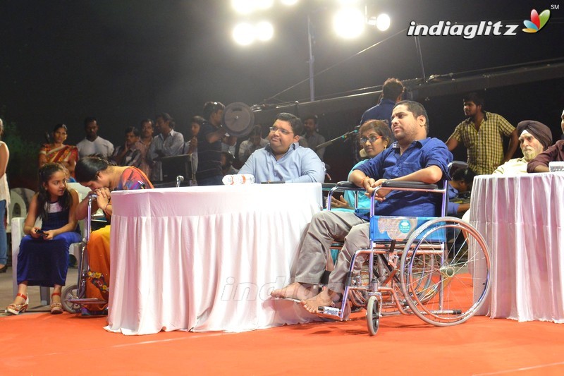 'Oopiri' Team Meets Physically Challenged People