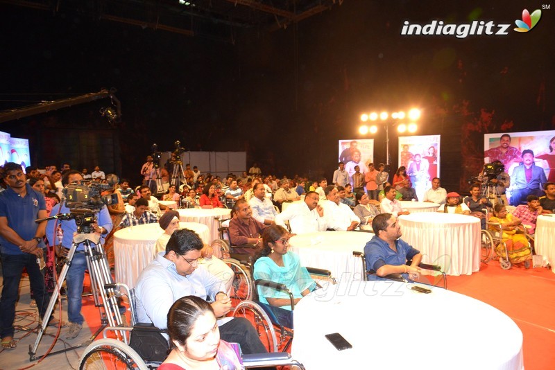 'Oopiri' Team Meets Physically Challenged People