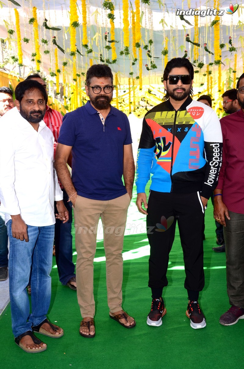 Panja Vaisshnav Tej Debut Movie Launch