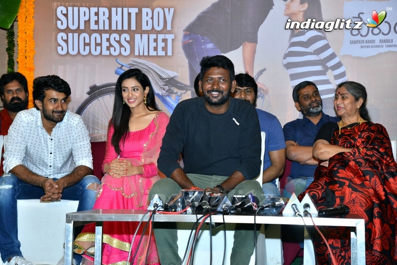 'Paper Boy' Success Meet