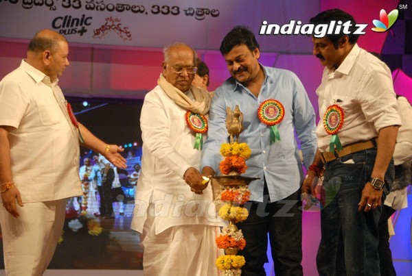 Paruchuri Brothers Felicitated