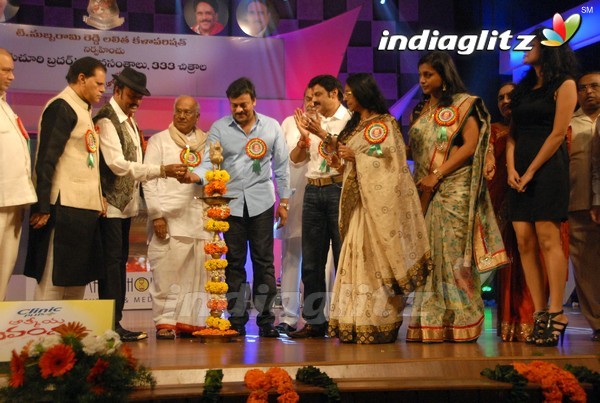 Paruchuri Brothers Felicitated