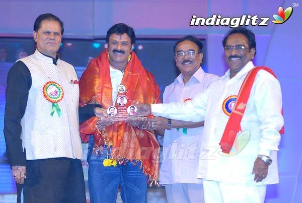 Paruchuri Brothers Felicitated