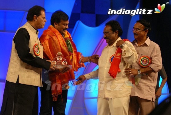 Paruchuri Brothers Felicitated