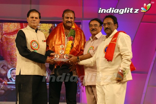 Paruchuri Brothers Felicitated