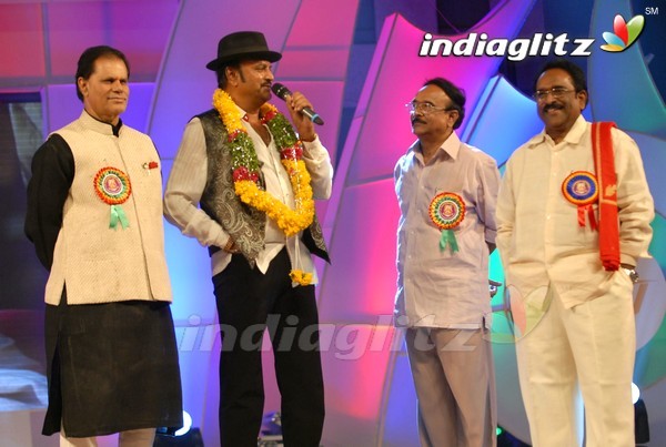 Paruchuri Brothers Felicitated