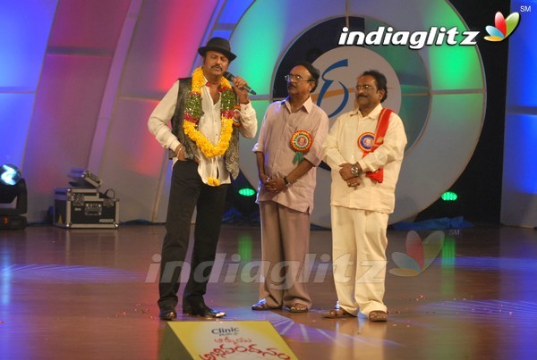 Paruchuri Brothers Felicitated