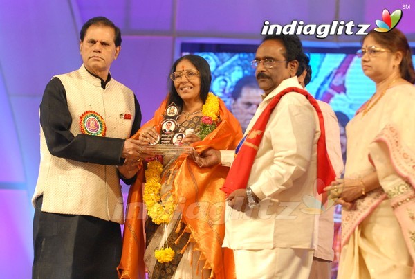 Paruchuri Brothers Felicitated