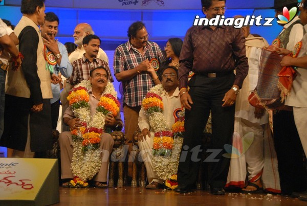 Paruchuri Brothers Felicitated