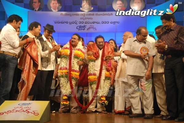 Paruchuri Brothers Felicitated