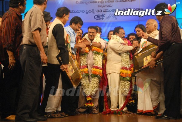 Paruchuri Brothers Felicitated