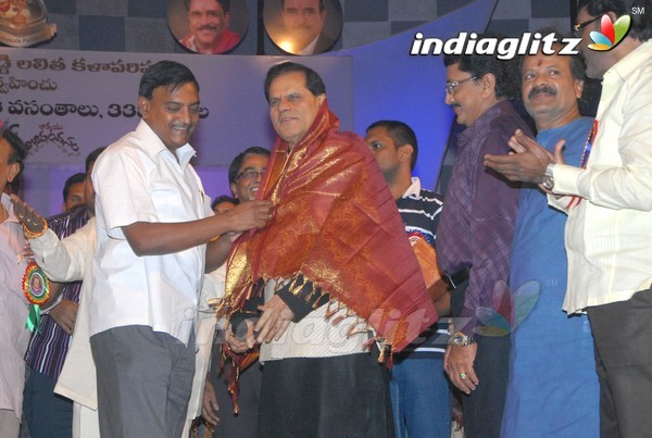 Paruchuri Brothers Felicitated