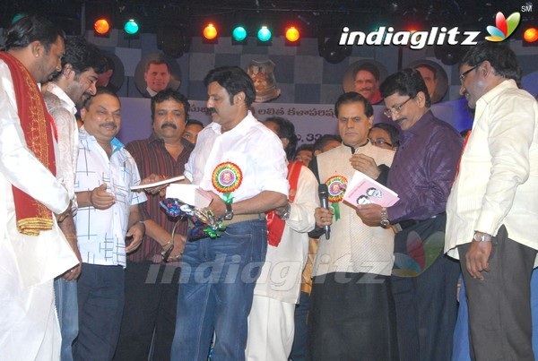 Paruchuri Brothers Felicitated