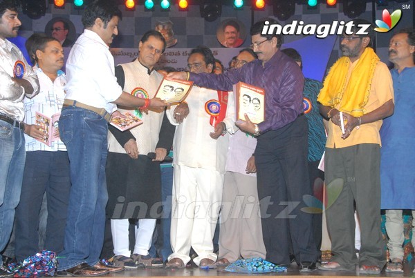 Paruchuri Brothers Felicitated