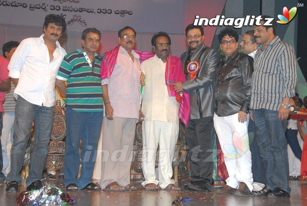 Paruchuri Brothers Felicitated