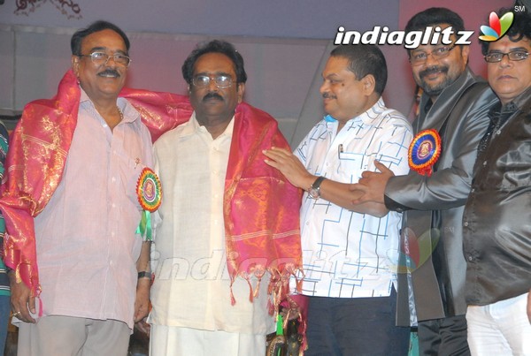 Paruchuri Brothers Felicitated