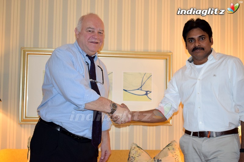 Pawan Kalyan Meets Harvard Prof Steven Jarding