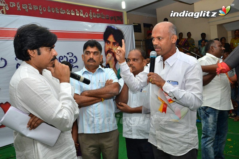 Pawan Kalyan in Puttaparthi to Dharmavaram