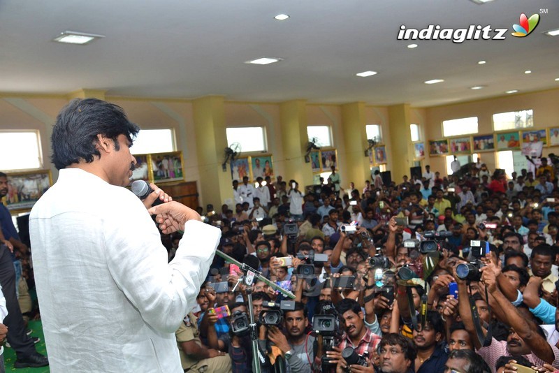 Pawan Kalyan in Puttaparthi to Dharmavaram