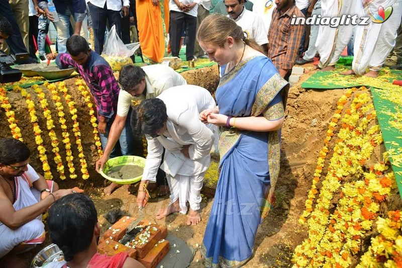 Pawan Kalyan's Amaravathi House Foundation Ceremony