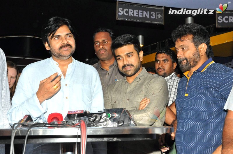 Pawan Kalyan Watched Rangasthalam With Ram Charan