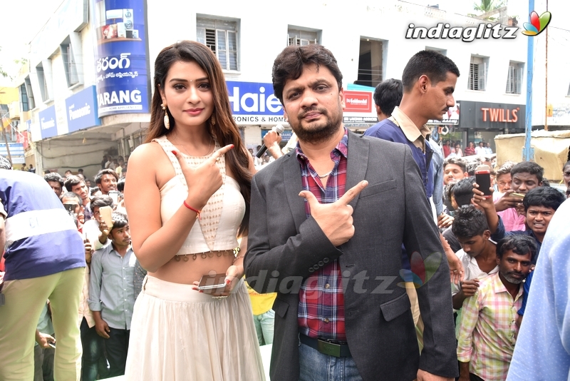 Payal Rajput @ Celekt Mobile Store Opening