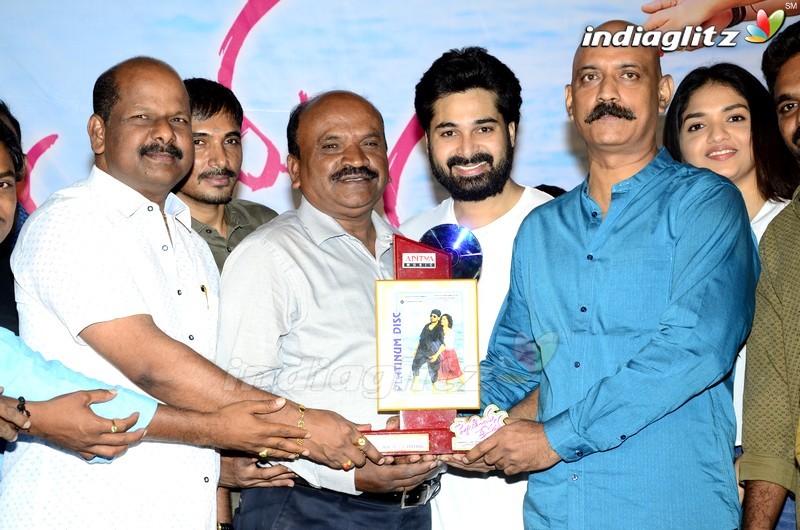 'Pelliki Mundu Prema Katha' Platinum Disc