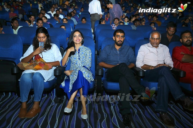 'Pelli Choopulu' Premier Show At Vijayawada