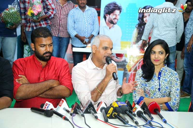 'Pelli Choopulu' Premier Show At Vijayawada